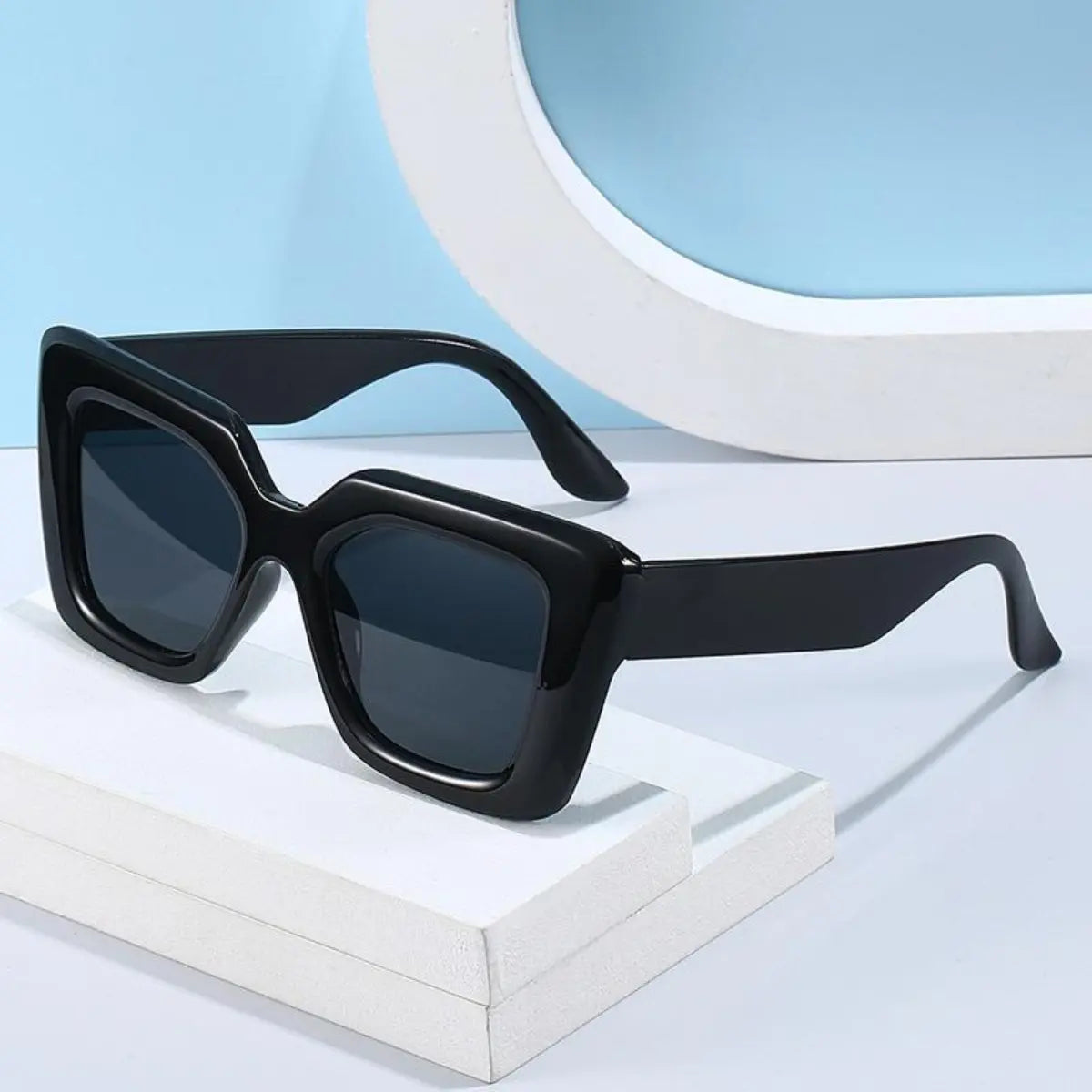 Women's 4-Piece Oversized Square Sunglasses - Semi-Rimless Chic Black Fashion Eyewear with Anti-UV Protection for Outdoor and Street Style